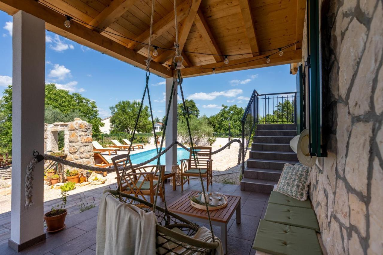 Villa Adastra Malinska Bagian luar foto