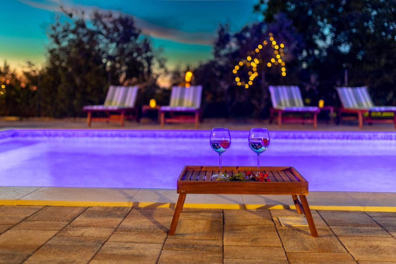 Villa Adastra Malinska Bagian luar foto